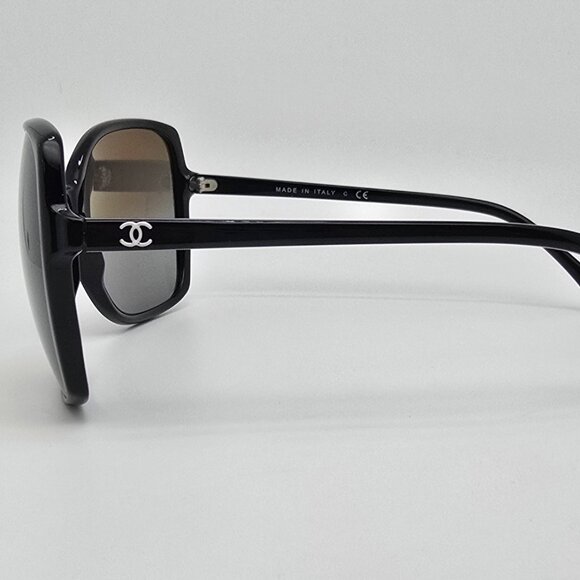 Chanel 5204 c.501/4R Black Frame Grey Gradient Lens Oversized Sunglasses Italy - Picture 3 of 12